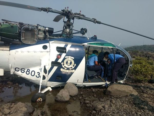 Pilot injured in Coast Guard chopper crash dies Pilot injured in Coast Guard chopper crash dies