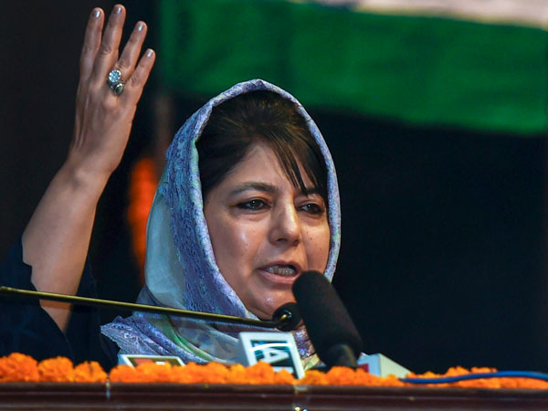 Kathua rape: Mehbooba welcomes SCs decision, says it will boost morale of police Kathua rape: Mehbooba welcomes SCs decision, says it will boost morale of police