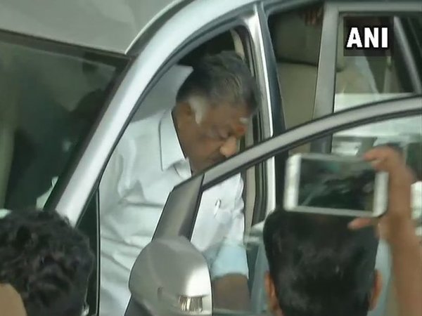 Panneerselvam in Thoothukudi to meet people injured in anti-Sterlite protest Panneerselvam in Thoothukudi to meet people injured in anti-Sterlite protest