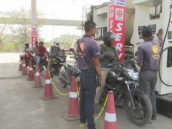 Petrol, diesel touch all time high as oil companies hike rates Petrol, diesel touch all time high as oil companies hike rates