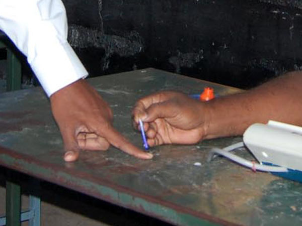 How To Transfer Voter ID From One State To Another Oneindia News
