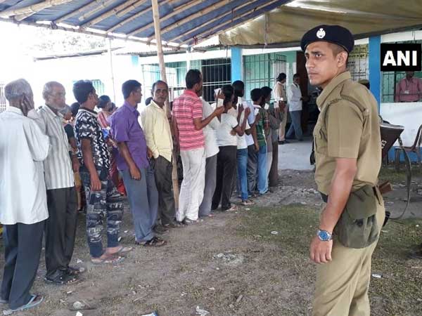 WB Panchayat Polls: Re-polling underway at booth number 79, 80 in Jalpaiguris Ambikanagar WB Panchayat Polls: Re-polling underway at booth number 79, 80 in Jalpaiguris Ambikanagar