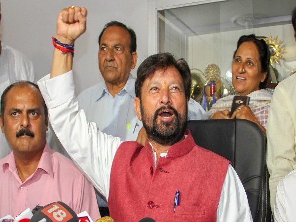 Draw line between journalism and supporting terrorists says BJP leader Draw line between journalism and supporting terrorists says BJP leader