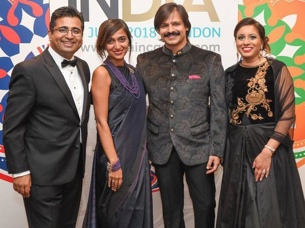 (From Left) Manoj Ladwa, Priyanka Alva Oberoi, Vivek Oberoi and Dina Ladwa (From Left) Manoj Ladwa, Priyanka Alva Oberoi, Vivek Oberoi and Dina Ladwa