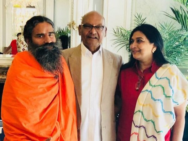 Yoga guru Baba Ramdev with Vedanta Executive Chairman, Anil Agarwal and his wife. Courtesy: @yogrishiramdev Yoga guru Baba Ramdev with Vedanta Executive Chairman, Anil Agarwal and his wife. Courtesy: @yogrishiramdev
