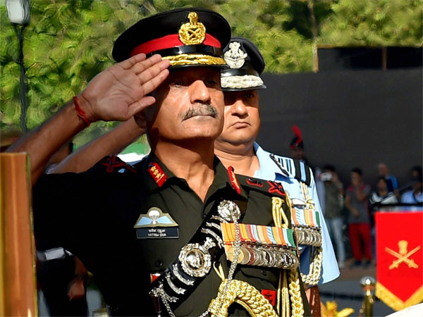Chief of the ‘Integrated Defence Staff’, Lieutenant General Satish Dua Chief of the ‘Integrated Defence Staff’, Lieutenant General Satish Dua
