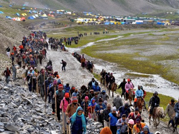Amarnath Yatra: 326 evacuated from Panjtarni to Baltal base camp Amarnath Yatra: 326 evacuated from Panjtarni to Baltal base camp