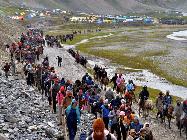 21st batch of Amarnath pilgrims leave Jammu 21st batch of Amarnath pilgrims leave Jammu