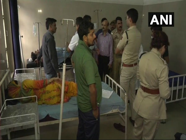 13 Amarnath pilgrims injured after minib 13 Amarnath pilgrims injured after minib