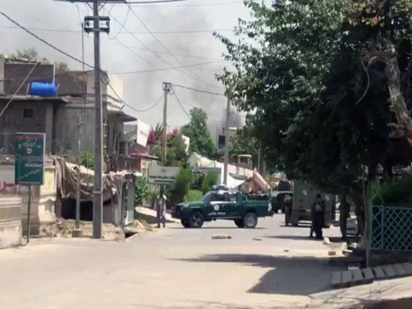 Plumes of black smoke rise close to the Ministry of Public Health’s midwife training center in Nangarhar. Courtesy: @Tolonews Plumes of black smoke rise close to the Ministry of Public Health’s midwife training center in Nangarhar. Courtesy: @Tolonews