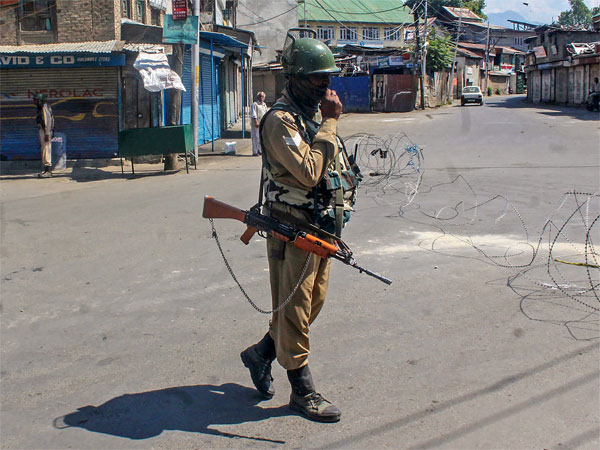 Article 35A: Kashmir separatists call for two-day strike Article 35A: Kashmir separatists call for two-day strike