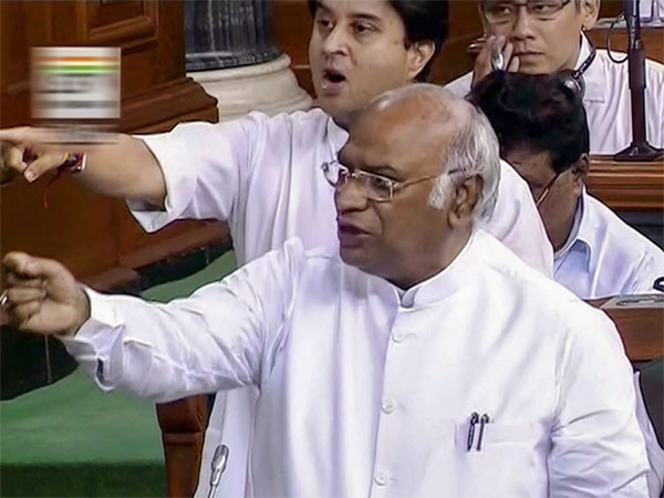 Congress Parliamentary Party leader Mallikarjun Kharge Congress Parliamentary Party leader Mallikarjun Kharge
