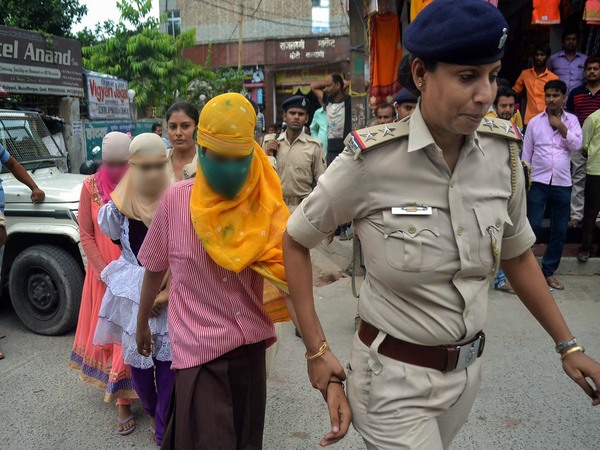 Police escorts children out of shelter home