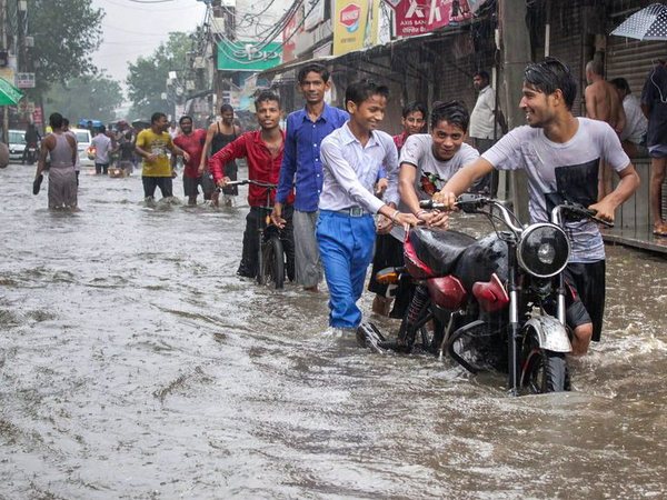 Waterlogged street in Ghaziabad