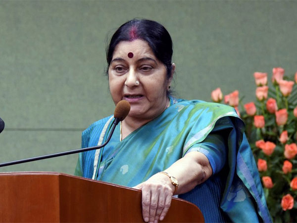 Hindi weekly news bulletin from UN has begun: Sushma Swaraj Hindi weekly news bulletin from UN has begun: Sushma Swaraj