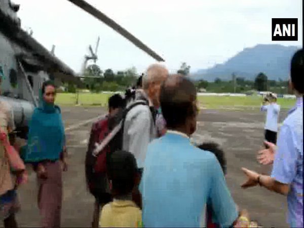 People were stranded on an island