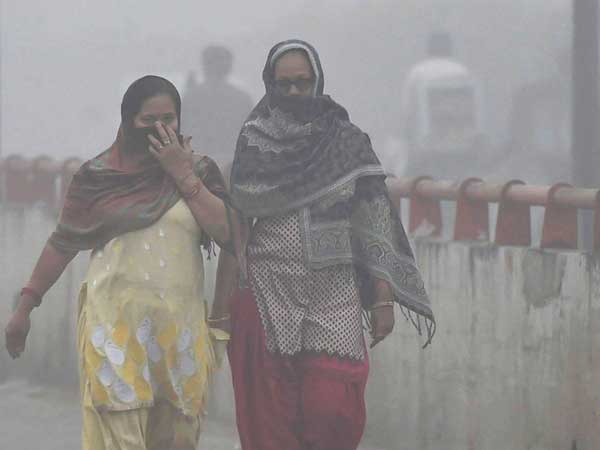 Believe it or not, every Indian is losing 1.5 years of life due to pollution Believe it or not, every Indian is losing 1.5 years of life due to pollution