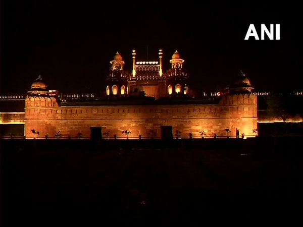I-Day celebrations: 2,500 lamps illuminate Red Fort after sunset I-Day celebrations: 2,500 lamps illuminate Red Fort after sunset