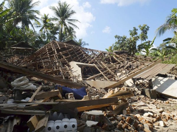 The powerful earthquake left over a 100 people dead