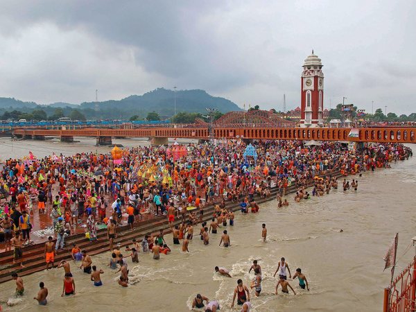 Devotees in Haridwar