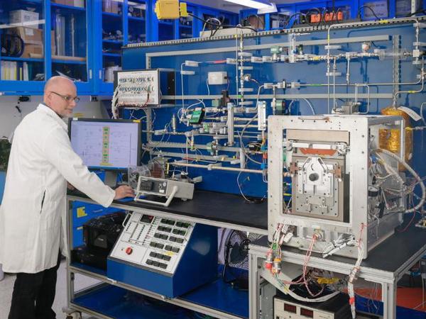 Prototype Heat Melt Compactor