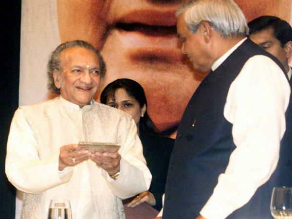 With the sitar maestro Pandit Ravi Shankar