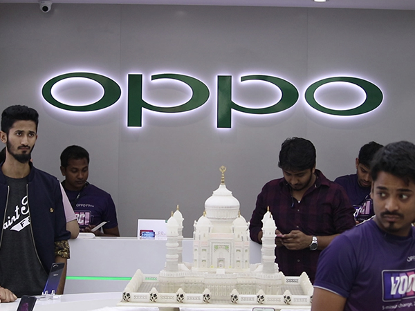 OPPO F9 Pro OPPO F9 Pro