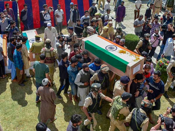 Kashmir: Behind the resignation drama of cops,some disgruntled elements and Hizbul’s propaganda wing Kashmir: Behind the resignation drama of cops,some disgruntled elements and Hizbul’s propaganda wing