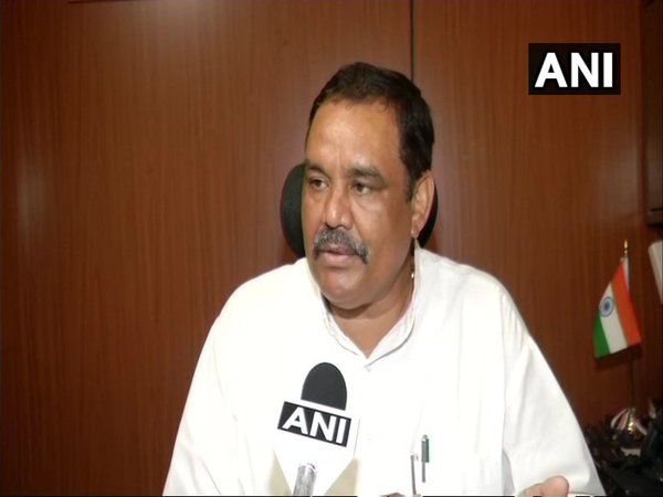 Is Navjot Sidhu ji a Pakistan spokesperson? asks Vijay Sampla