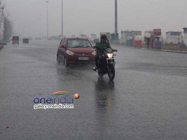 Weather forecast for Nov 24: Chennai rains to continue for another 10 hours Weather forecast for Nov 24: Chennai rains to continue for another 10 hours