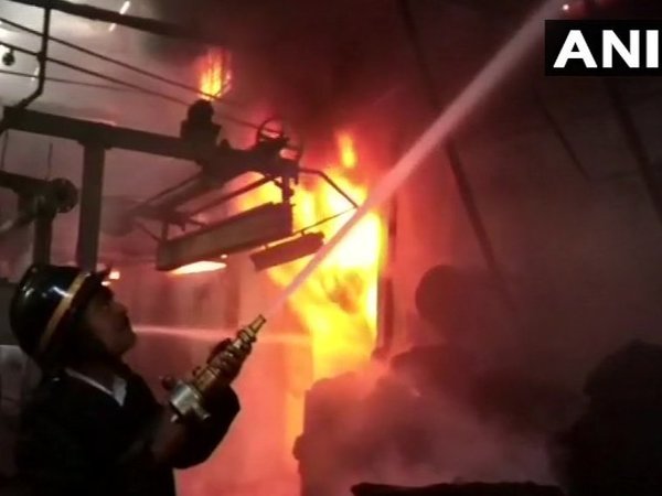Fire breaks out at cloth factory in Bhiwandi. Courtesy: ANI news Fire breaks out at cloth factory in Bhiwandi. Courtesy: ANI news