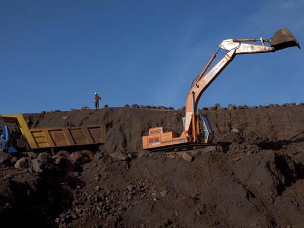 Govt targeting 10 per cent growth rate in coal production