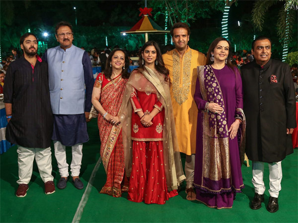 Piramal and Ambani family in Udaipur
