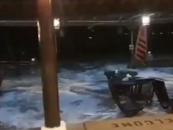 Over 40 dead, 600 injured after ‘volcano tsunami’ hits Indonesia Over 40 dead, 600 injured after ‘volcano tsunami’ hits Indonesia