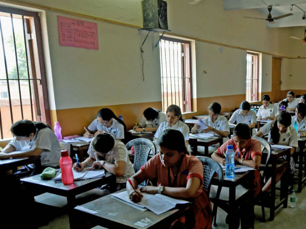 HIndi must till class 8, recommends Draft report on new education policy HIndi must till class 8, recommends Draft report on new education policy