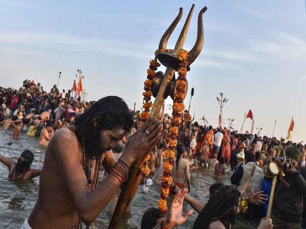 How are Kumbh dates determined