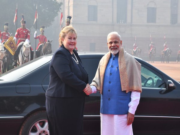 PM Modi and PM Solberg PM Modi and PM Solberg