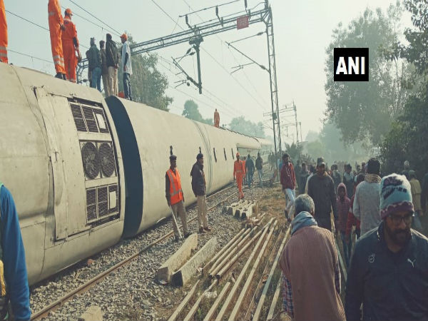 Bihar: Seemanchal Express derails Bihar: Seemanchal Express derails