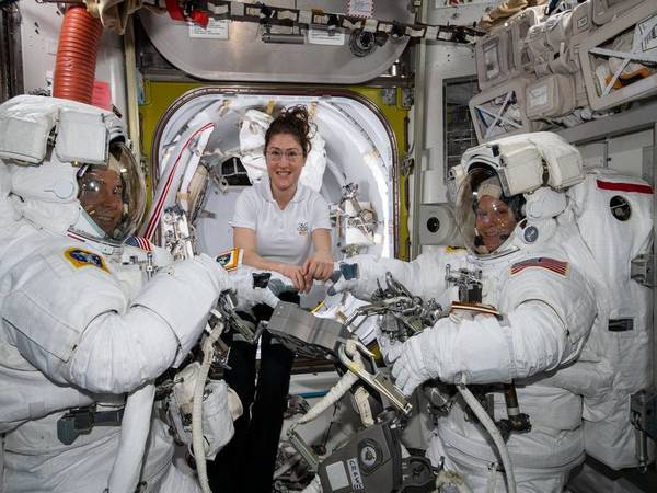 Venus, Mars and the Science around it Venus, Mars and the Science around it