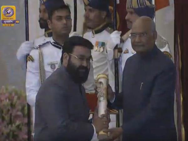 President presents Padma Awards 56 personalities President presents Padma Awards 56 personalities