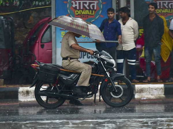 Weather forecast for March 13: Western disturbance to bring light rains in Delhi-NCR Weather forecast for March 13: Western disturbance to bring light rains in Delhi-NCR
