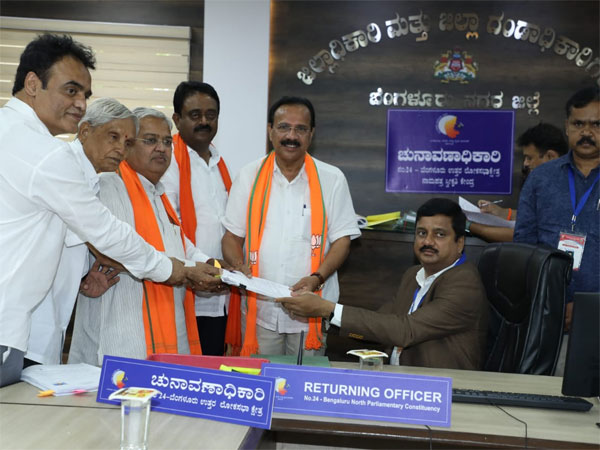 Union Minister DV Sadanand Gowda files nomination in Bengaluru North Union Minister DV Sadanand Gowda files nomination in Bengaluru North