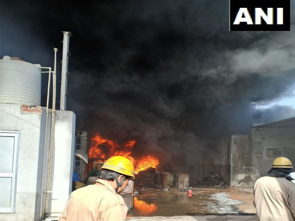 Delhi: Fire breaks out at rubber godown in Siraspur, 26 fire tenders at spot Delhi: Fire breaks out at rubber godown in Siraspur, 26 fire tenders at spot