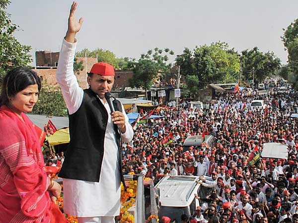 Akhilesh critical of both BJP, Congress; Asks who started misuse of central agencies in first place Akhilesh critical of both BJP, Congress; Asks who started misuse of central agencies in first place