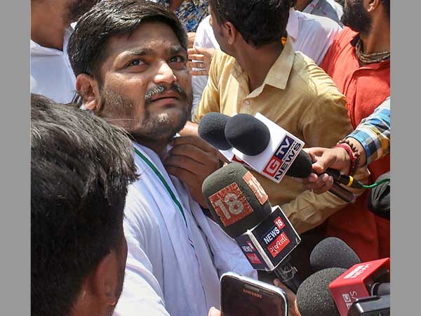 Hardik Patel detained for threatening stir over Surat fire site Hardik Patel detained for threatening stir over Surat fire site