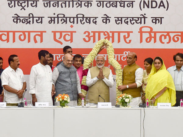 Modi’s ministers congratulate him on landslide victory Modi’s ministers congratulate him on landslide victory