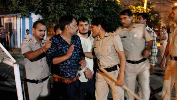 Anti-Romeo squads to issue red cards to those harassing women Anti-Romeo squads to issue red cards to those harassing women