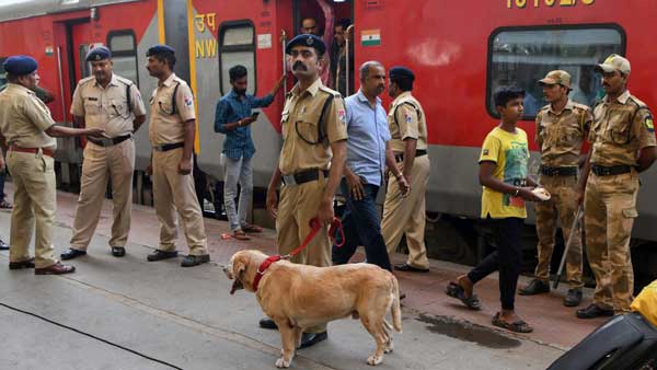 Odisha Police asks railways to train GRP on bomb detection Odisha Police asks railways to train GRP on bomb detection