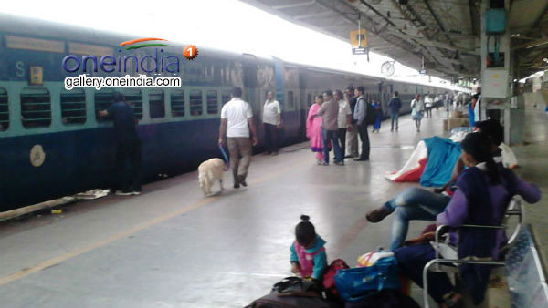 Over 2 crore users logged on to Railways free WiFi in May Over 2 crore users logged on to Railways free WiFi in May