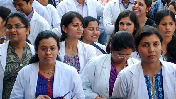 Now junior doctors in Telangana warn of strike Now junior doctors in Telangana warn of strike